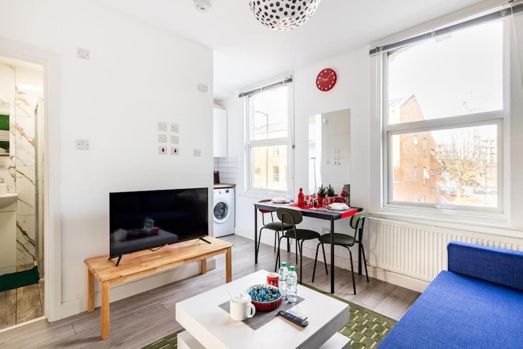 Parkside Stay North London - Victoria Line Eksteriør billede