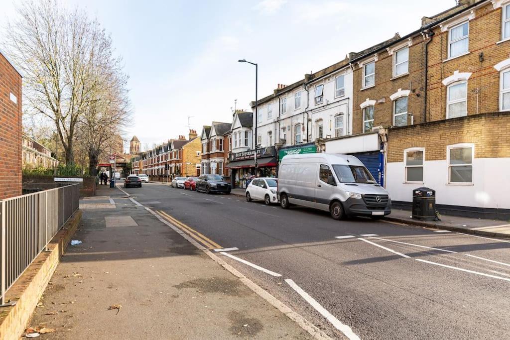 Parkside Stay North London - Victoria Line Eksteriør billede